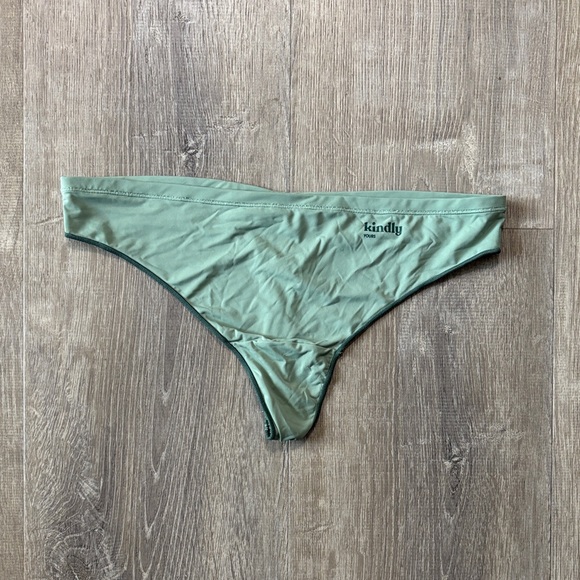 Kindly Yours Sage Thong - Picture 1 of 2